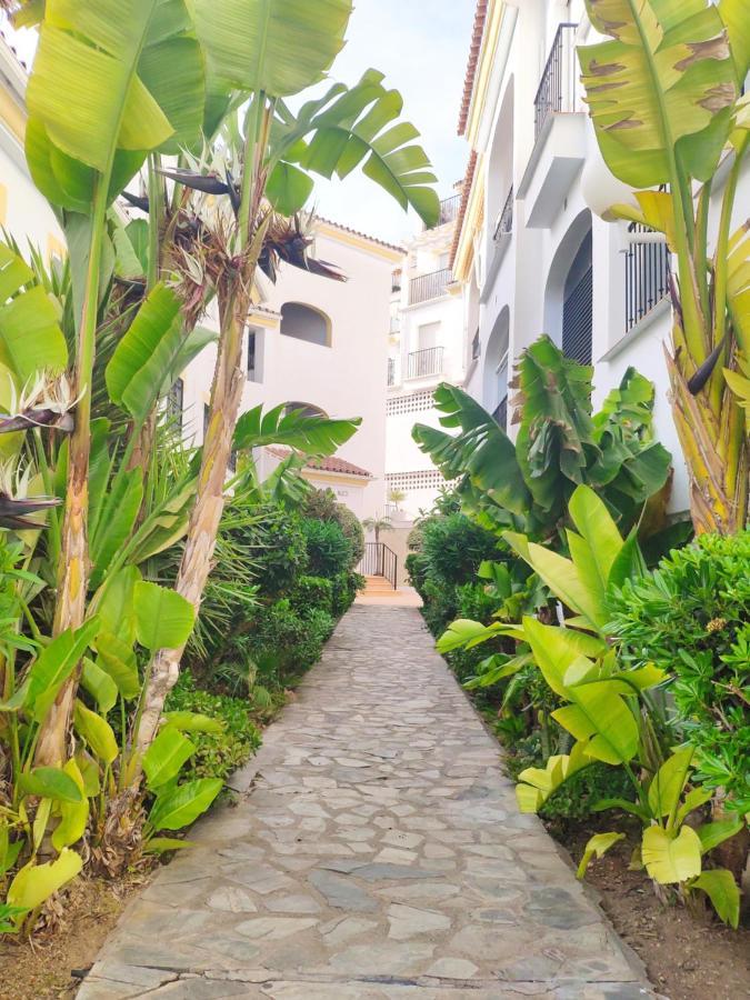 Bonito Piso A 300M De La Playa Nerja Apartment Exterior foto